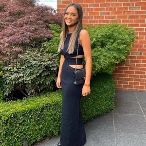 Meet your Posher, Natasha